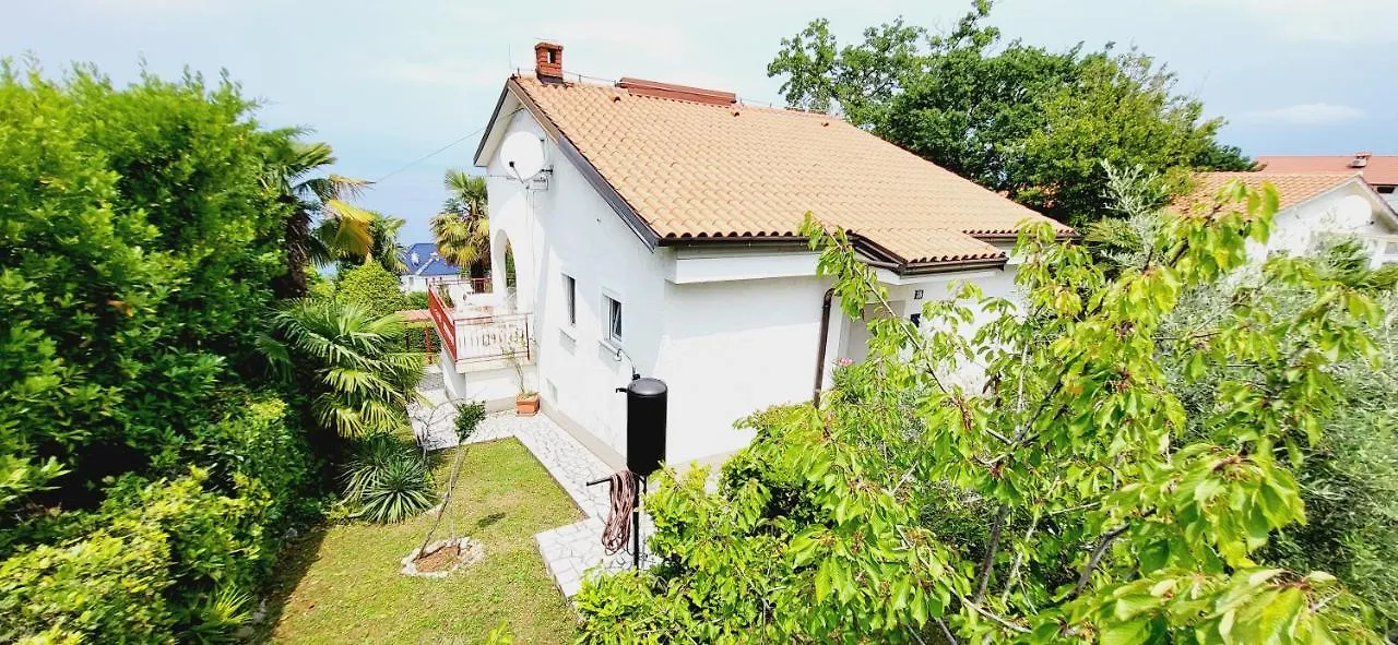 Apartments Pavlakovic By El-Pi Tours Njivice